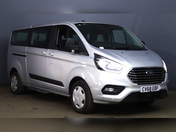 Used Ford Tourneo Custom 2018 for sale - 75150032: Photo