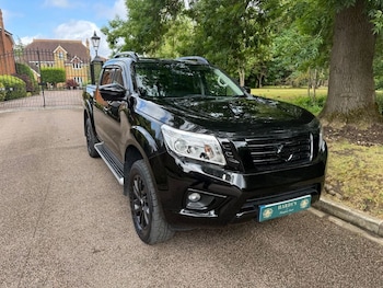 Used Nissan Navara 2018 for sale - 79587110: Photo