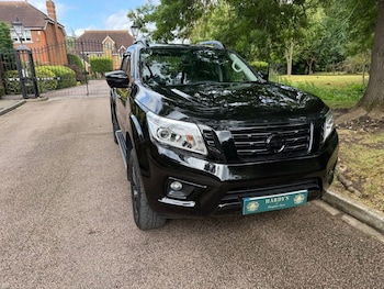 Used Nissan Navara 2018 for sale - 79587110: Photo