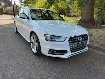 Used Audi S4 Avant 2012 for sale - 79587123: Photo