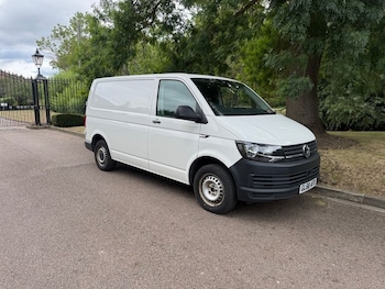 Used Volkswagen Transporter 2018 for sale - 79587184: Photo