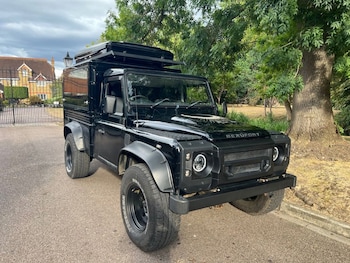 Used Land Rover Defender 110 2012 for sale - 79587281: Photo