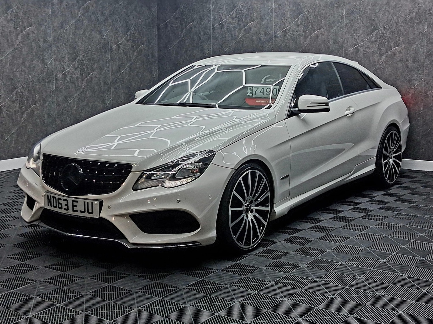 Used Mercedes-Benz E Class 2013 for sale - 77166208: Photo 3