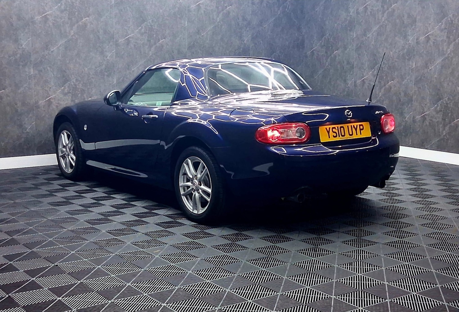 Used Mazda MX-5 2010 for sale - 77180097: Photo 10