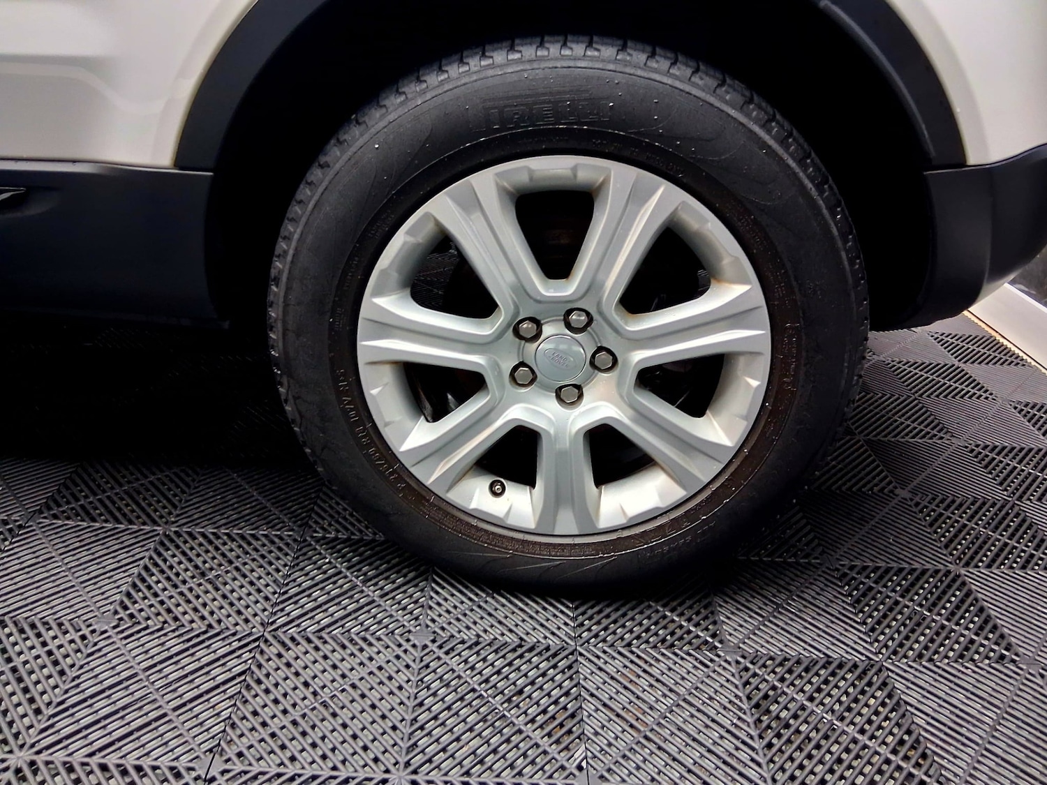 Used Land Rover Range Rover Evoque 2017 for sale - 77159403: Photo 17