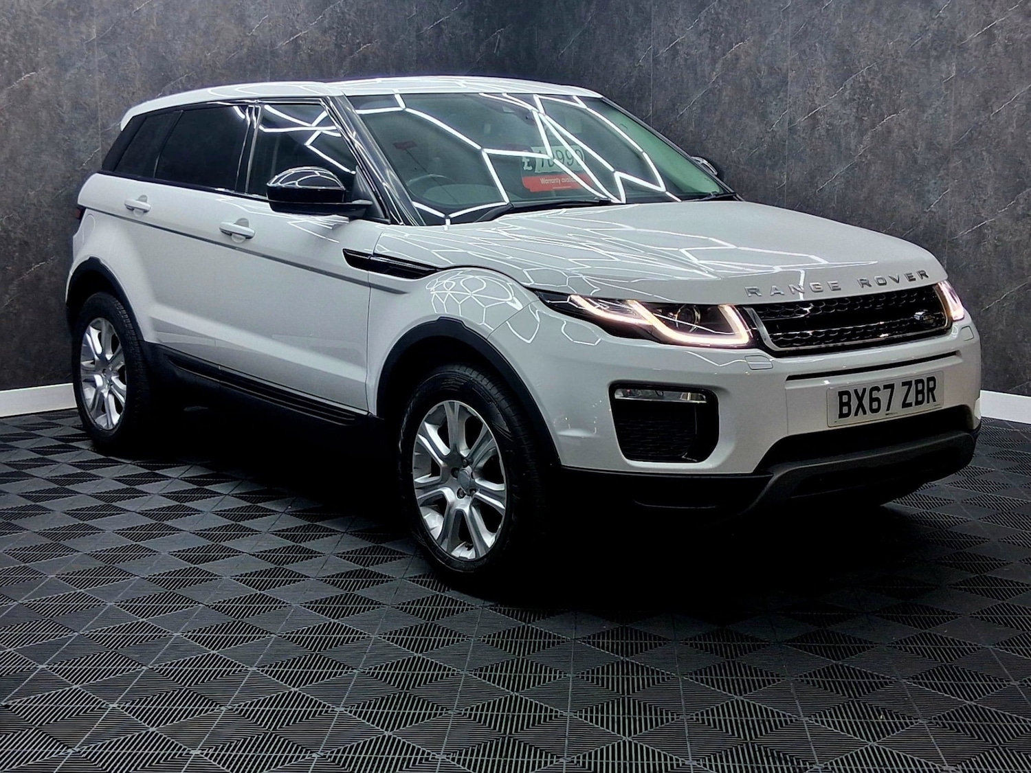 Used Land Rover Range Rover Evoque 2017 for sale - 77159403: Photo 3