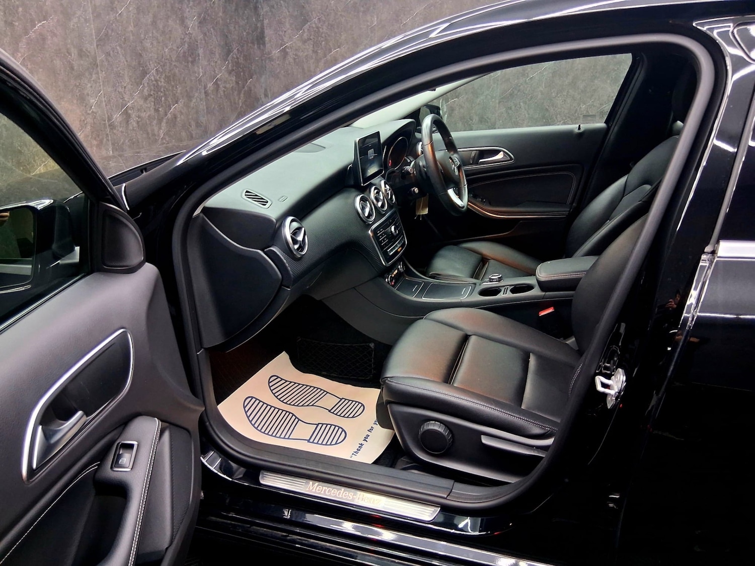 Used Mercedes-Benz A-Class 2016 for sale - 78045972: Photo 11