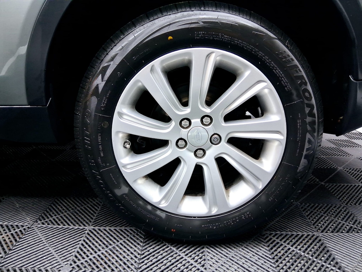 Used Land Rover Discovery Sport 2015 for sale - 77766276: Photo 11