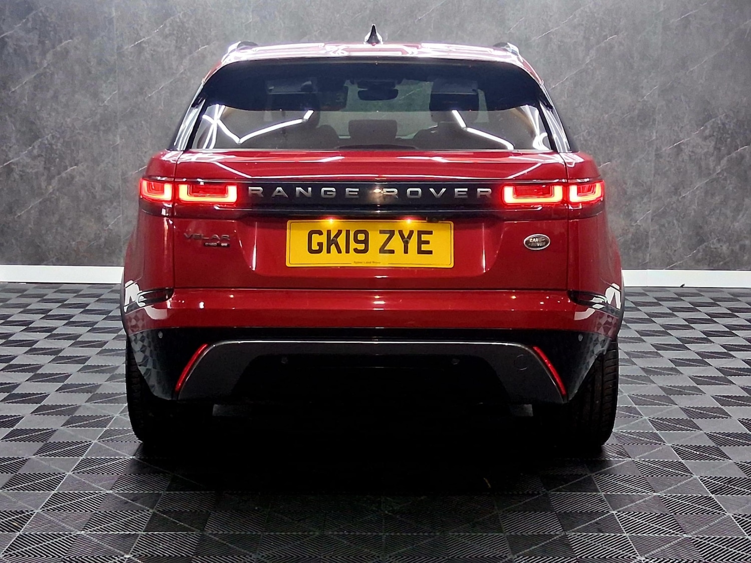 Used Land Rover Range Rover Velar 2019 for sale - 77149649: Photo 5