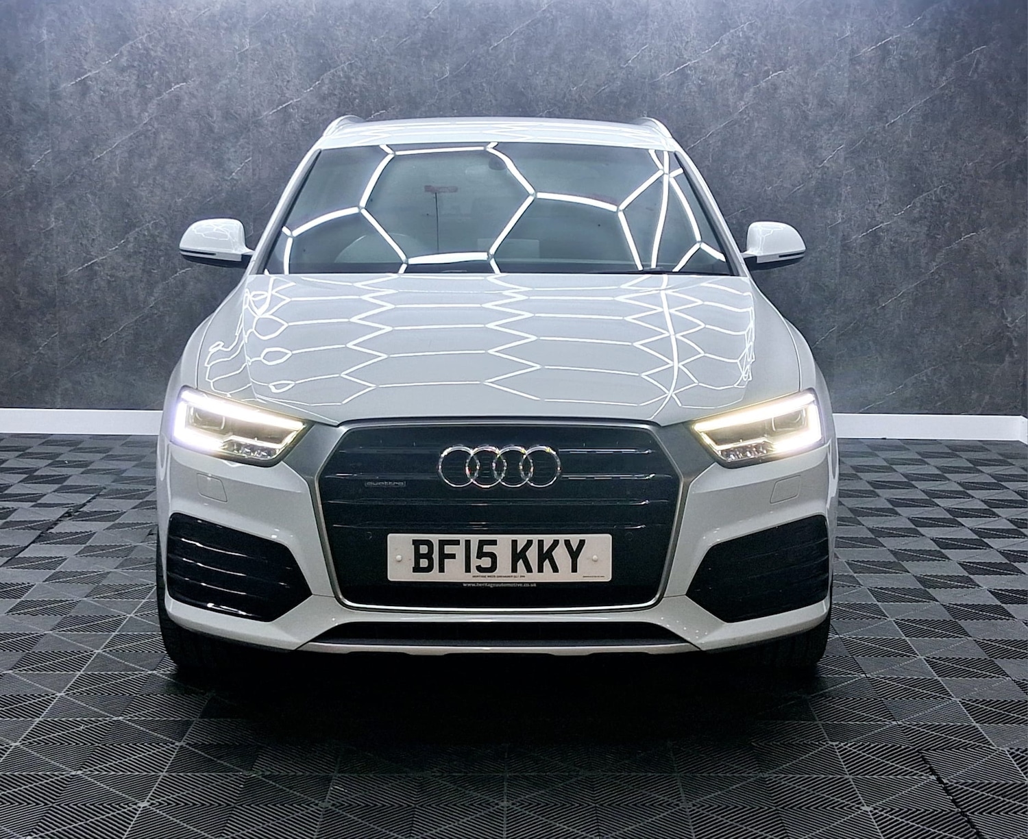 Used Audi Q3 2015 for sale - 78071046: Photo 2