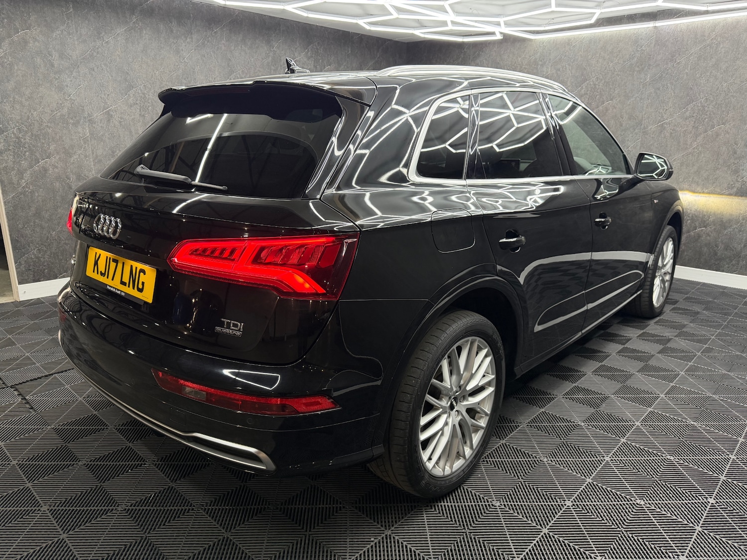 Used Audi Q5 2017 for sale - 78183217: Photo 5