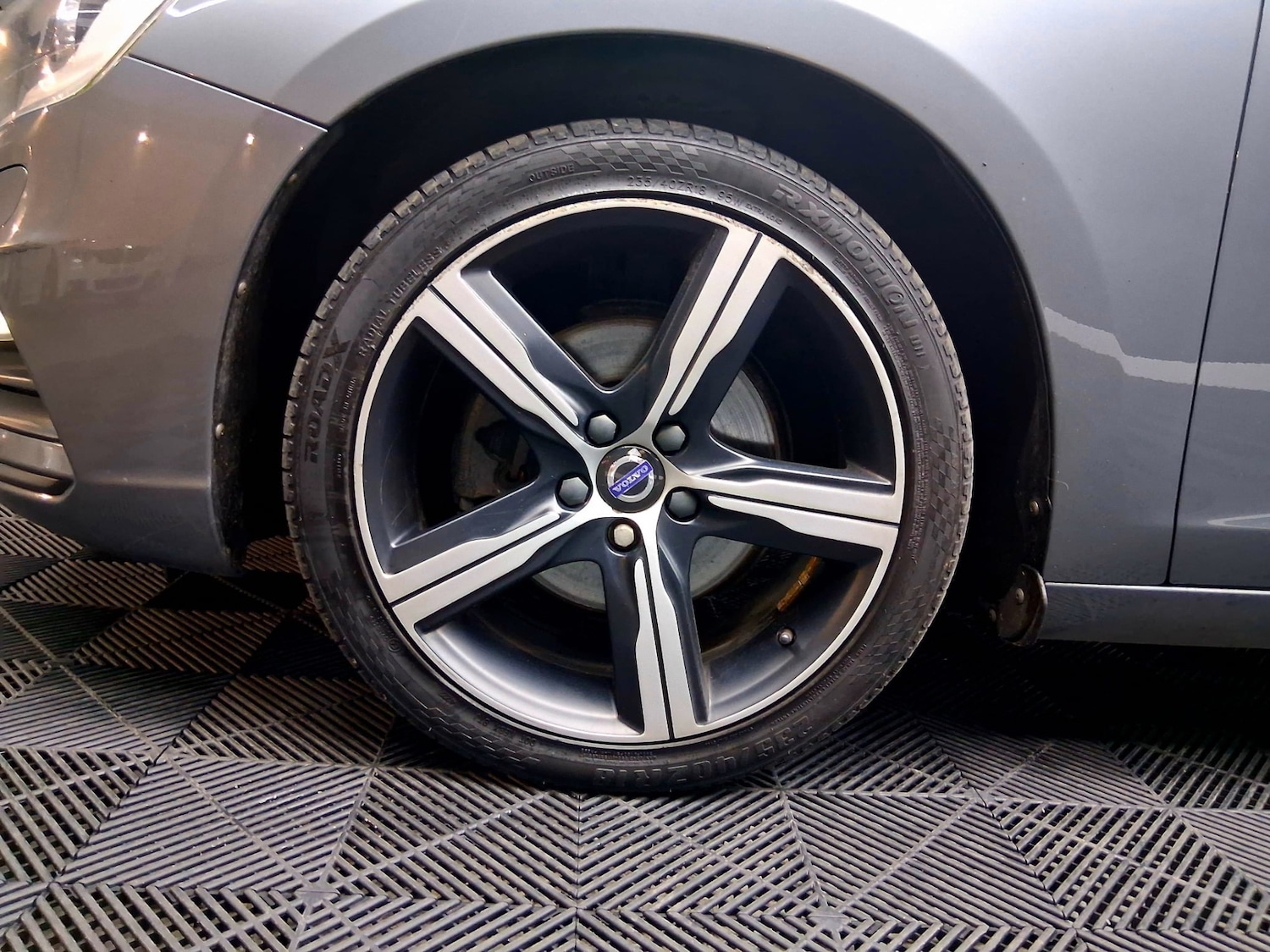 Used Volvo V60 2017 for sale - 77530393: Photo 19