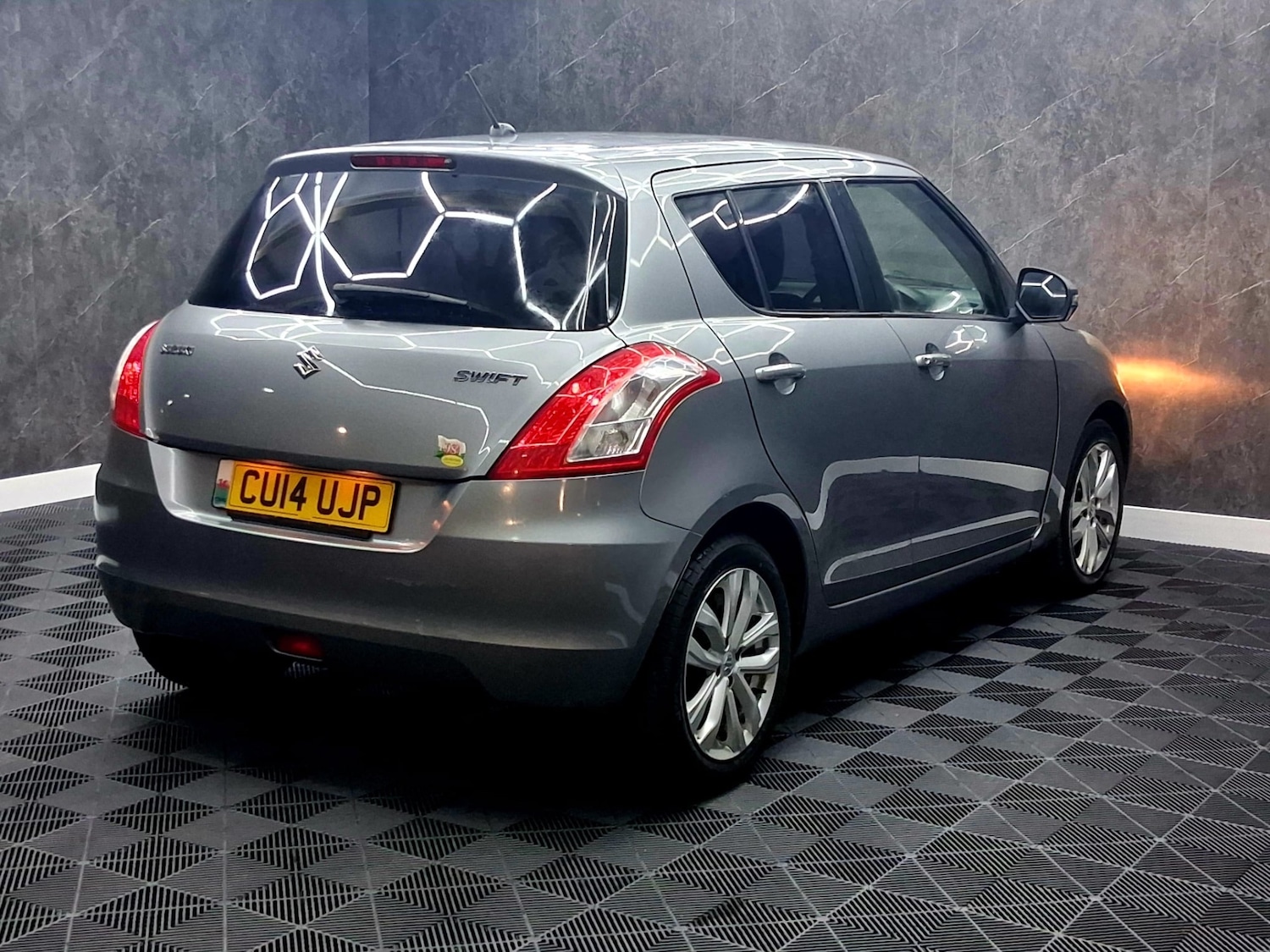 Used Suzuki Swift 2014 for sale - 77285980: Photo 6