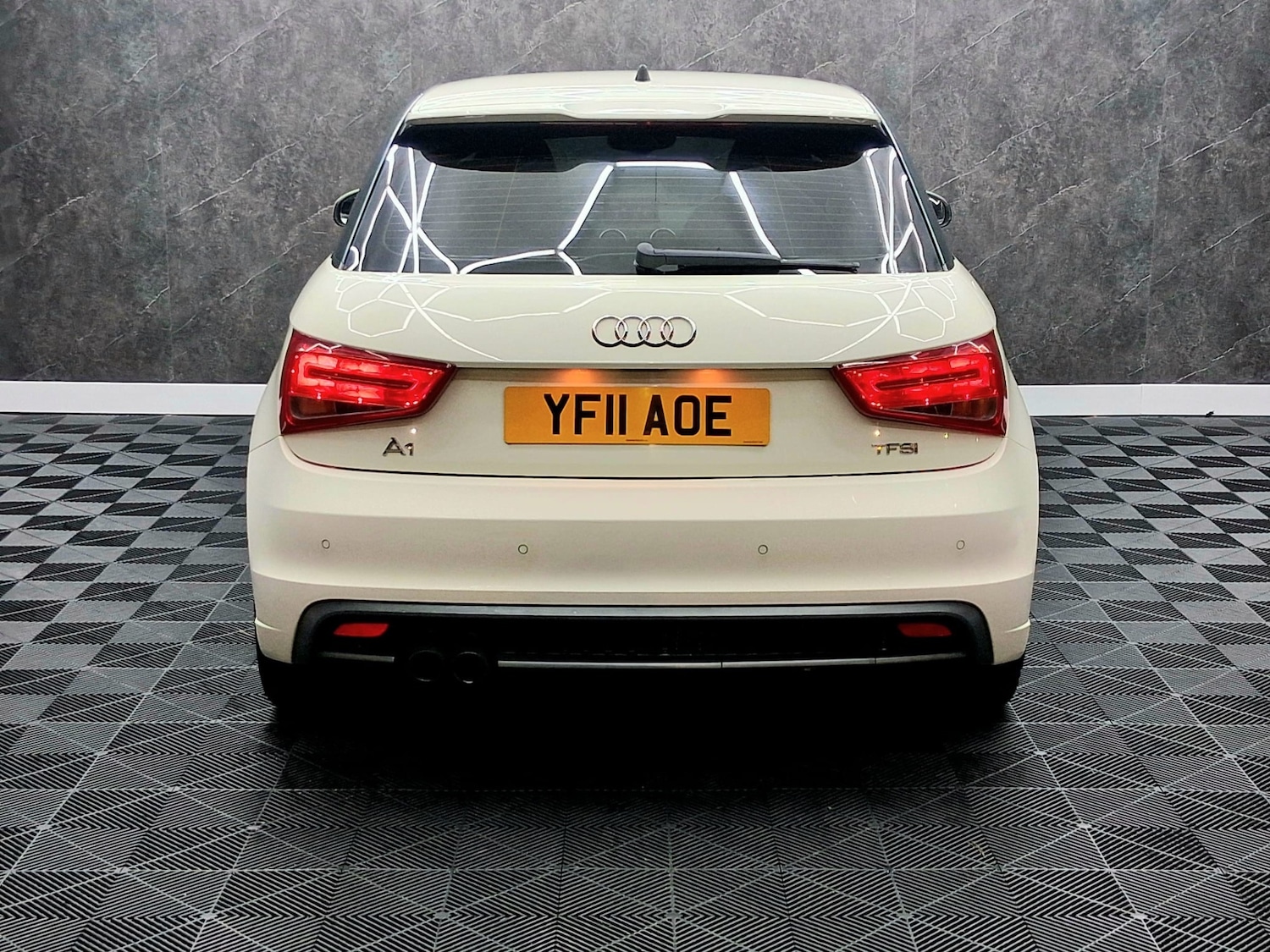 Used Audi A1 2011 for sale - 77272616: Photo 6