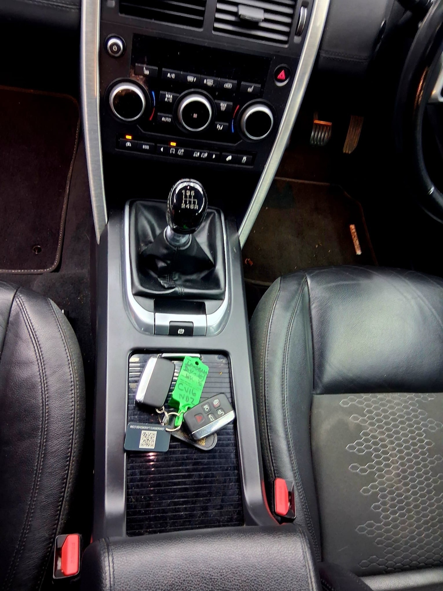 Used Land Rover Discovery 2024 for sale - 77423693: Photo 18