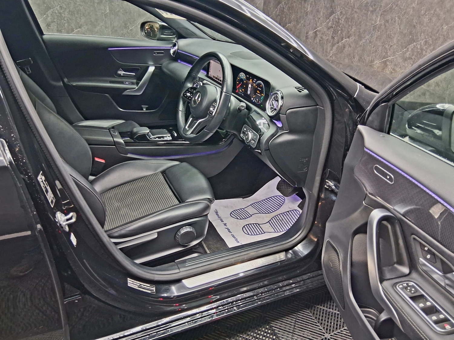 Used Mercedes-Benz A-Class 2018 for sale - 77137744: Photo 11