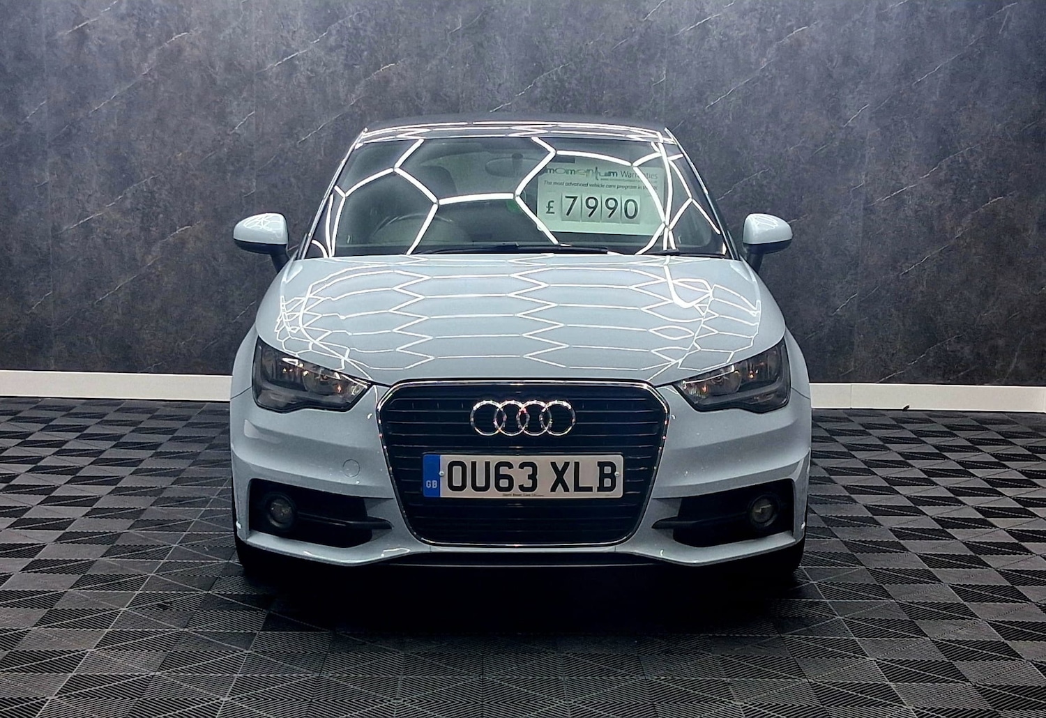 Used Audi A1 2013 for sale - 77137916: Photo 2