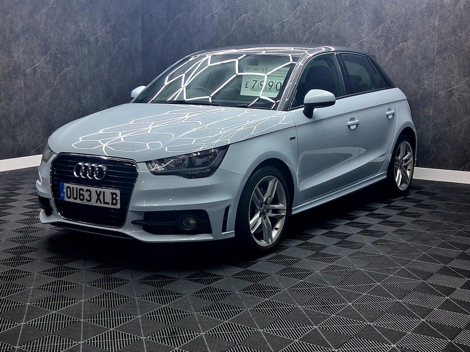 Used Audi A1 2013 for sale - 77137916: Photo 3