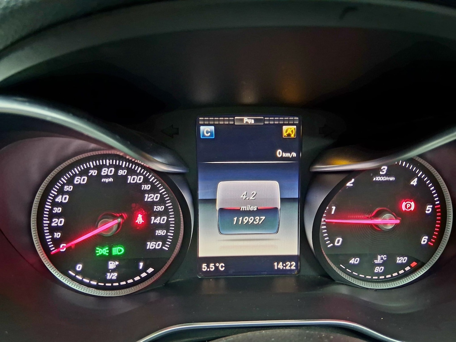 Used Mercedes-Benz C Class 2015 for sale - 77166207: Photo 11