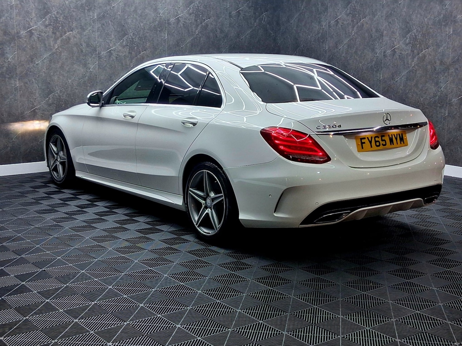 Used Mercedes-Benz C Class 2015 for sale - 77166207: Photo 6