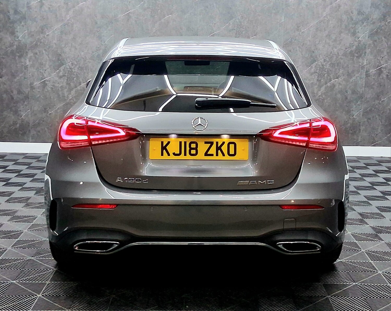 Used Mercedes-Benz A-Class 2018 for sale - 77710971: Photo 6