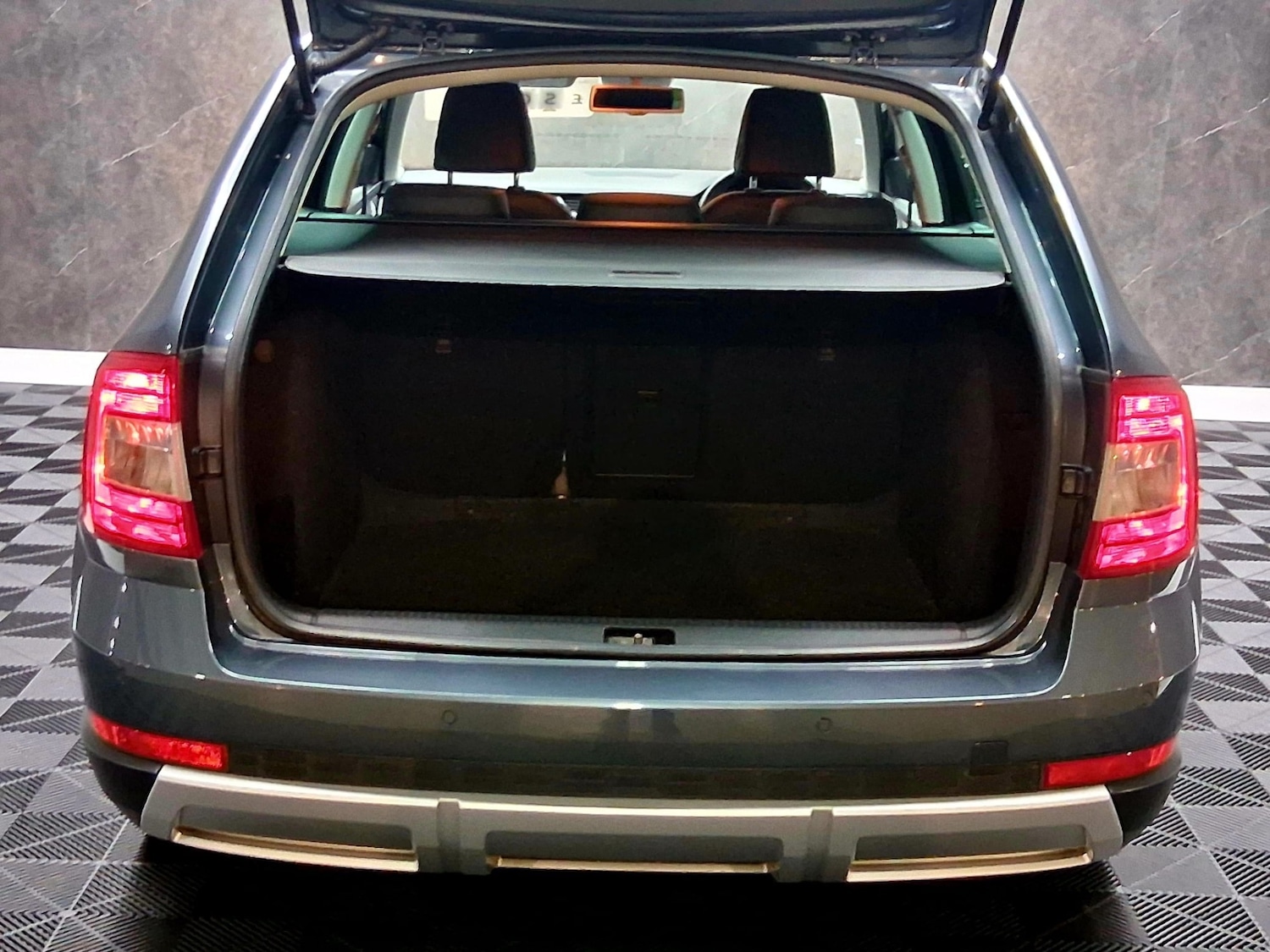 Used Skoda Octavia 2016 for sale - 77289485: Photo 8