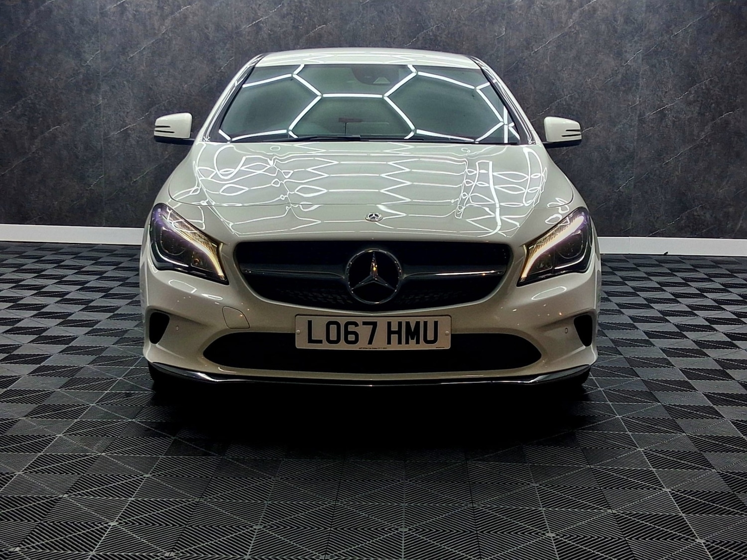 Used Mercedes-Benz CLA 2017 for sale - 77140809: Photo 4