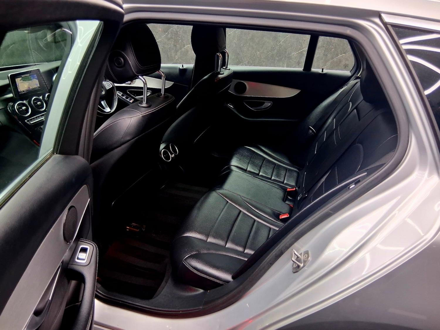 Used Mercedes-Benz C Class 2017 for sale - 77644082: Photo 10