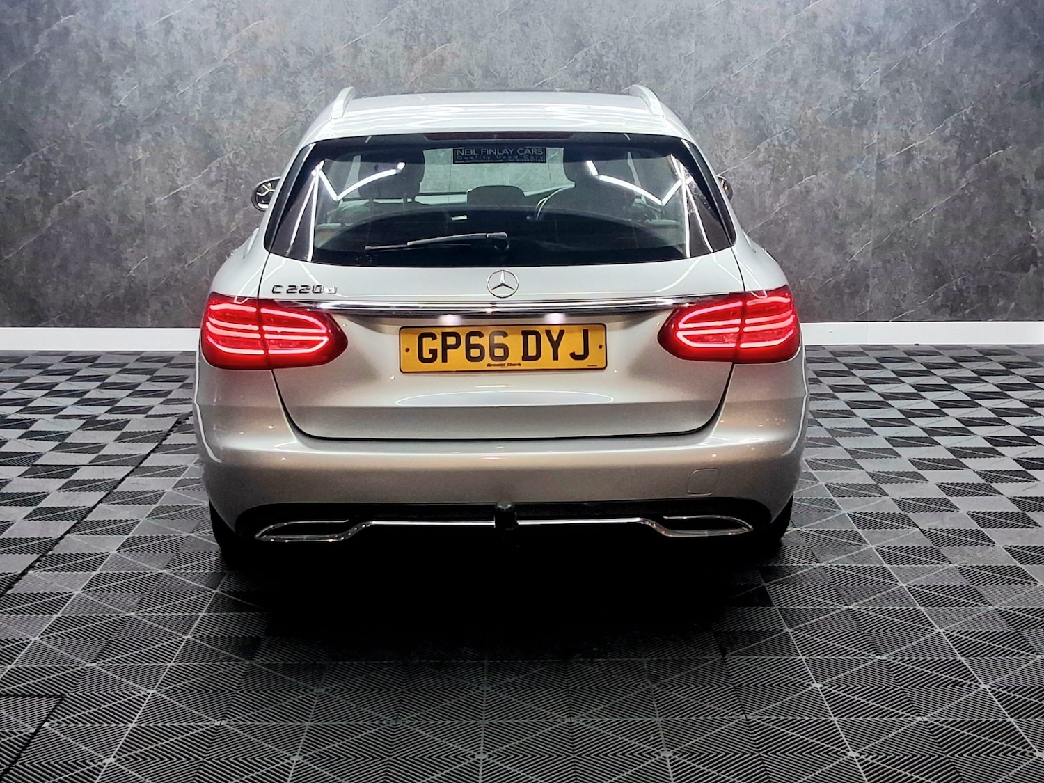 Used Mercedes-Benz C Class 2017 for sale - 77644082: Photo 7