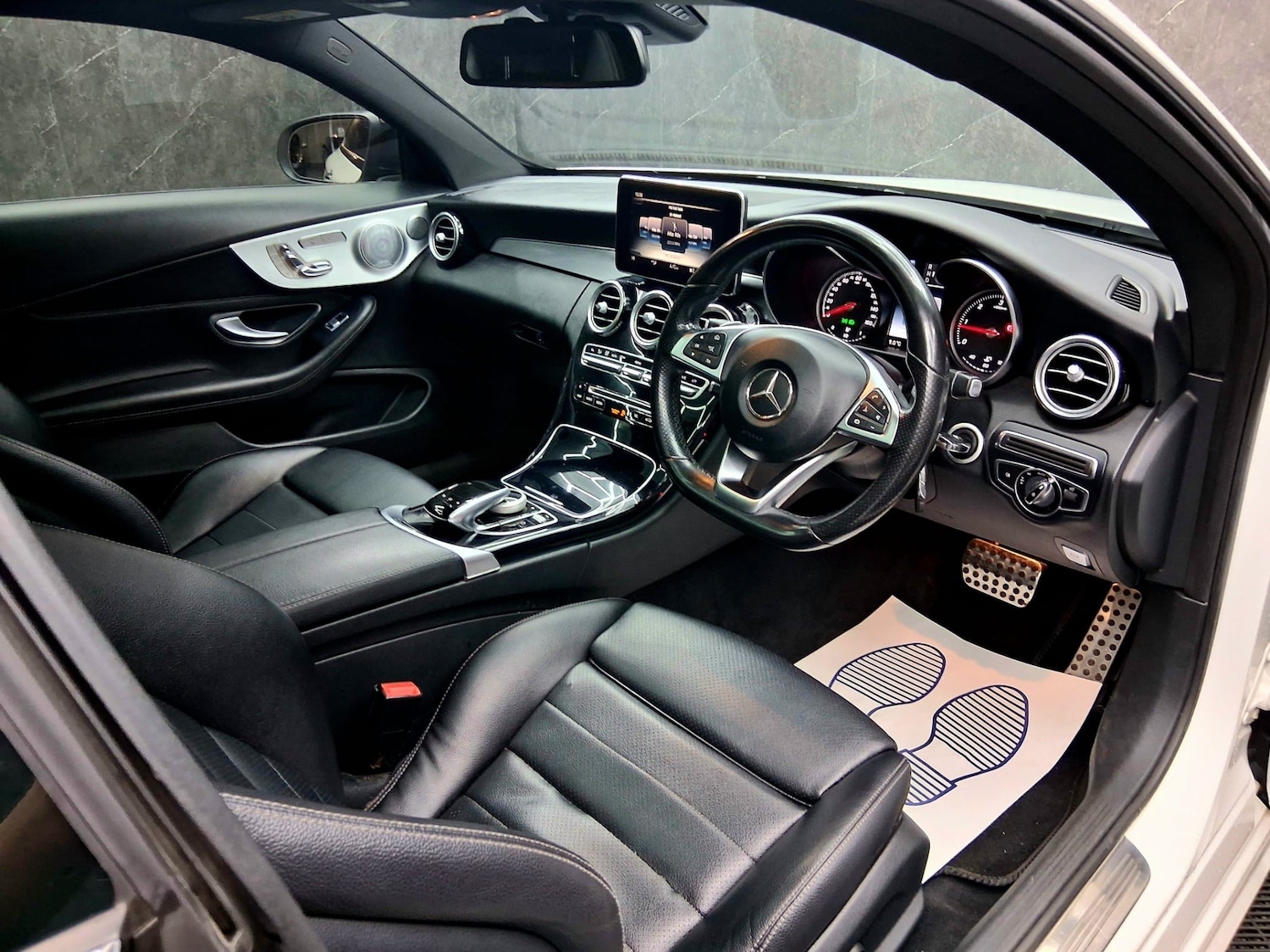 Used Mercedes-Benz C Class 2016 for sale - 77565384: Photo 12