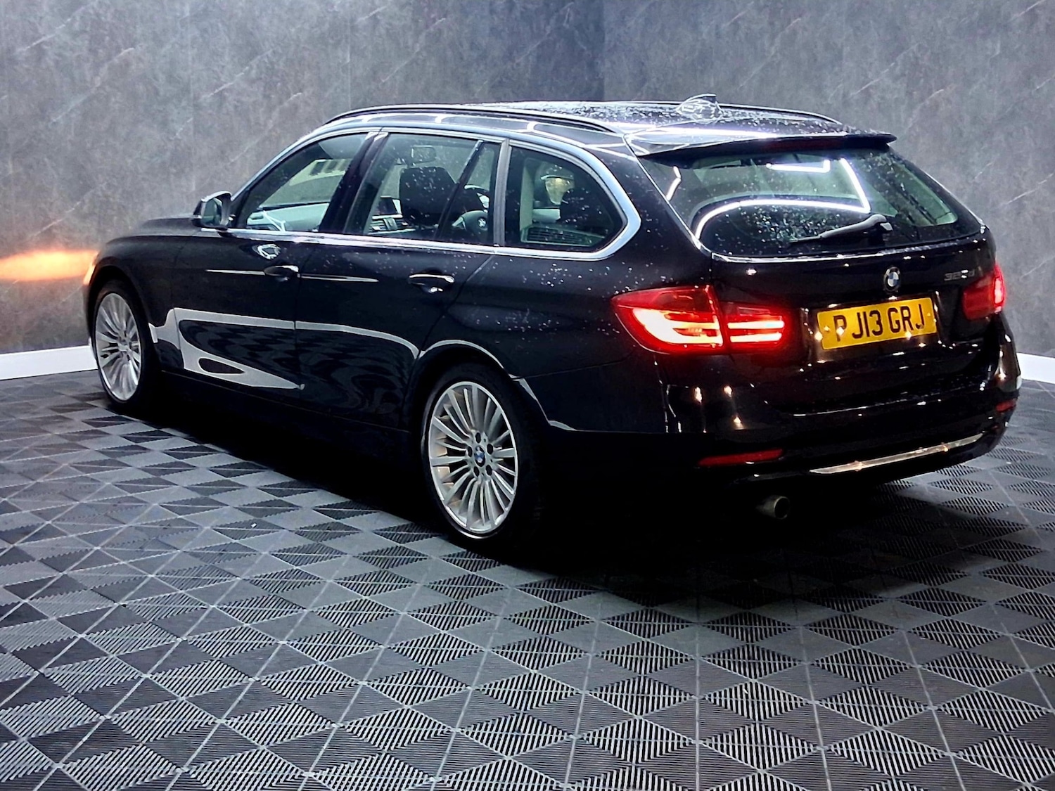 Used BMW 3 Series 2013 for sale - 77149543: Photo 4