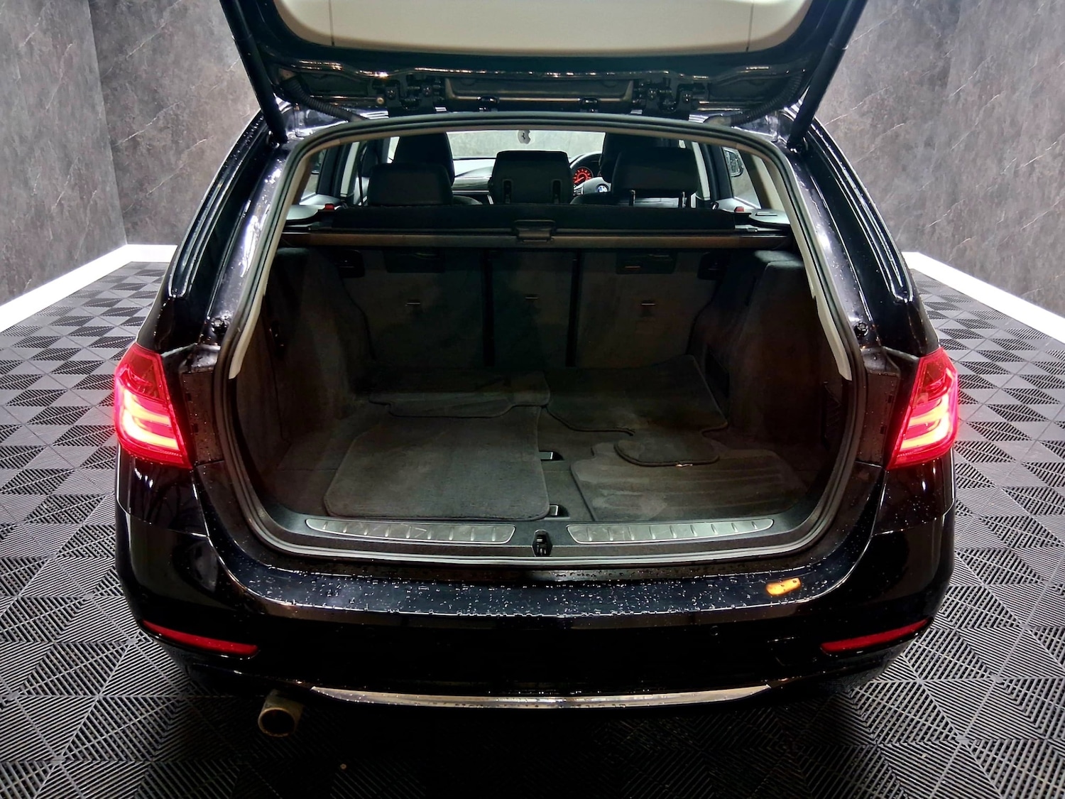 Used BMW 3 Series 2013 for sale - 77149543: Photo 9