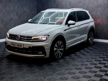 Used Volkswagen Tiguan 2017 for sale - 77136010: Photo