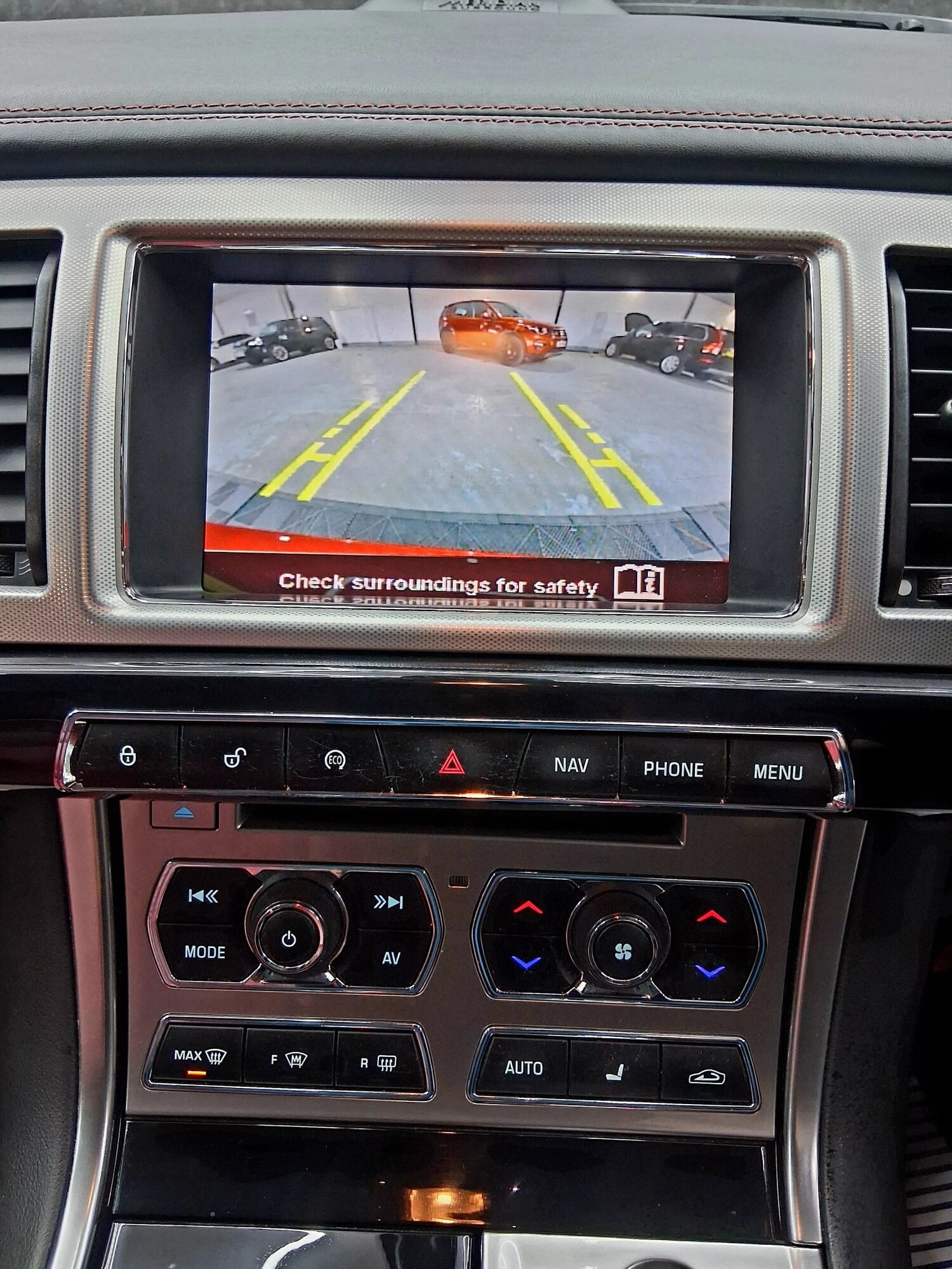 Used Jaguar XF 2014 for sale - 78018501: Photo 17