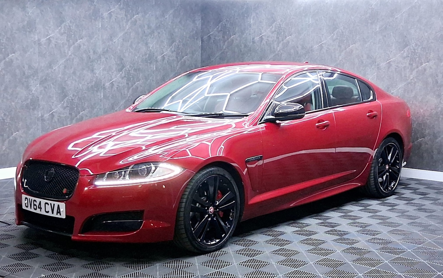 Used Jaguar XF 2014 for sale - 78018501: Photo 4
