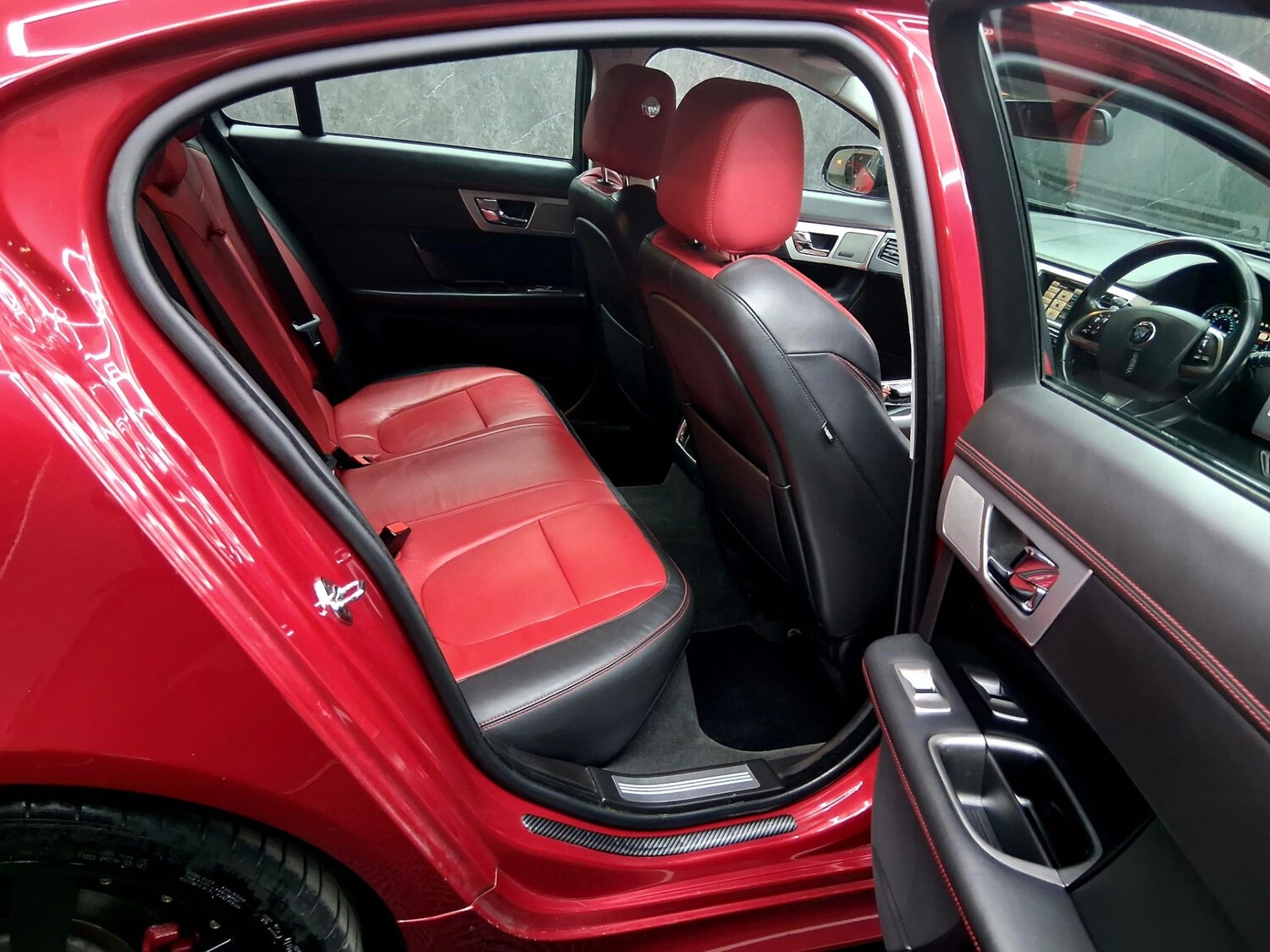 Used Jaguar XF 2014 for sale - 78018501: Photo 9