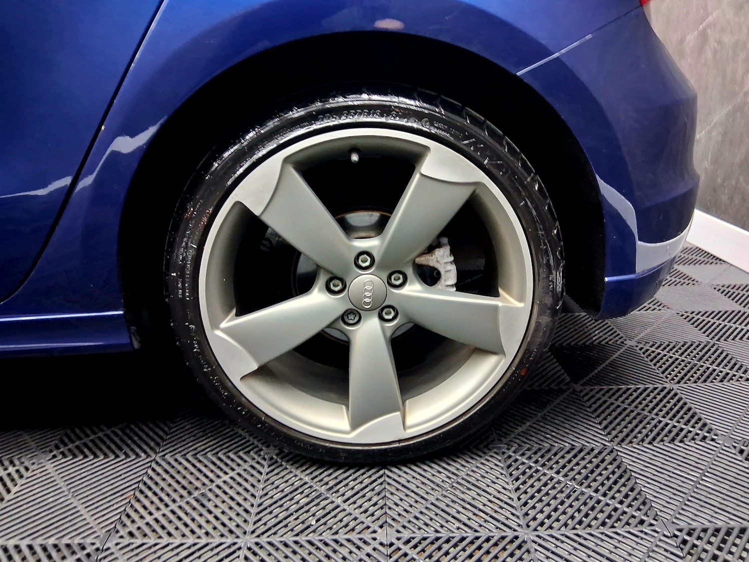 Used Audi A1 2014 for sale - 77535846: Photo 6