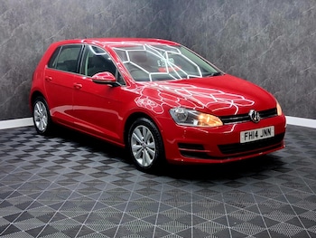 Used Volkswagen Golf 2014 for sale - 77151387: Photo