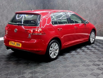 Used Volkswagen Golf 2014 for sale - 77151387: Photo