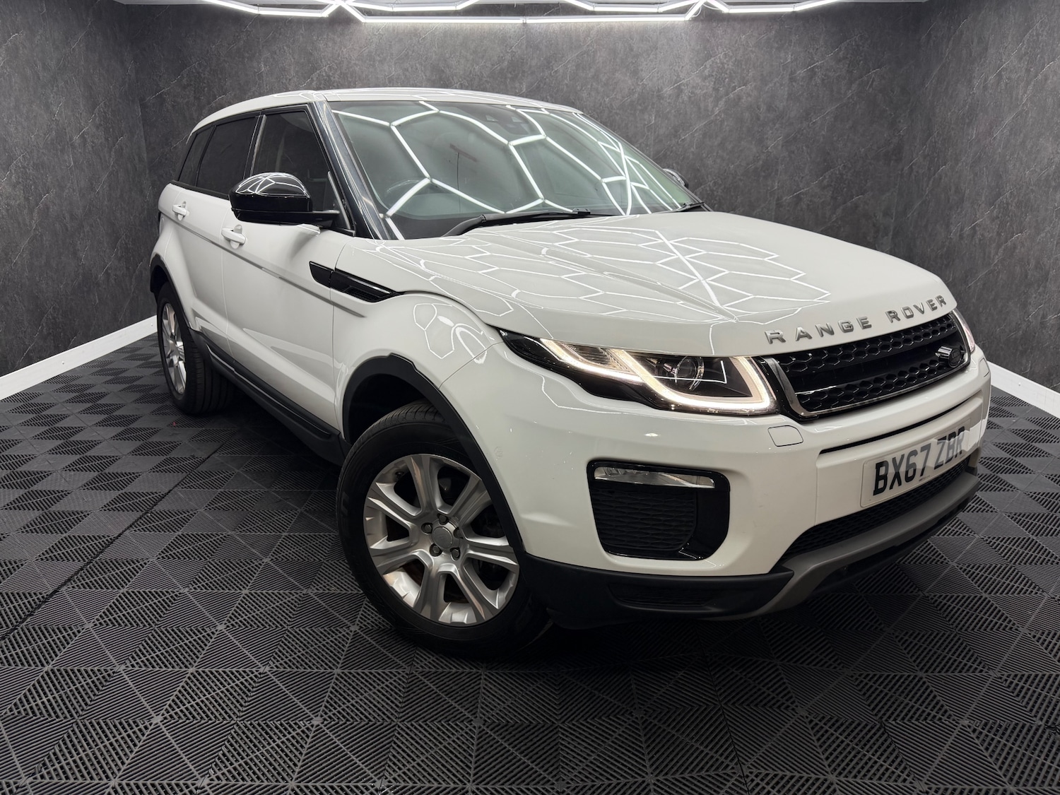 Used Land Rover Range Rover Evoque 2017 for sale - 78183559: Photo 1