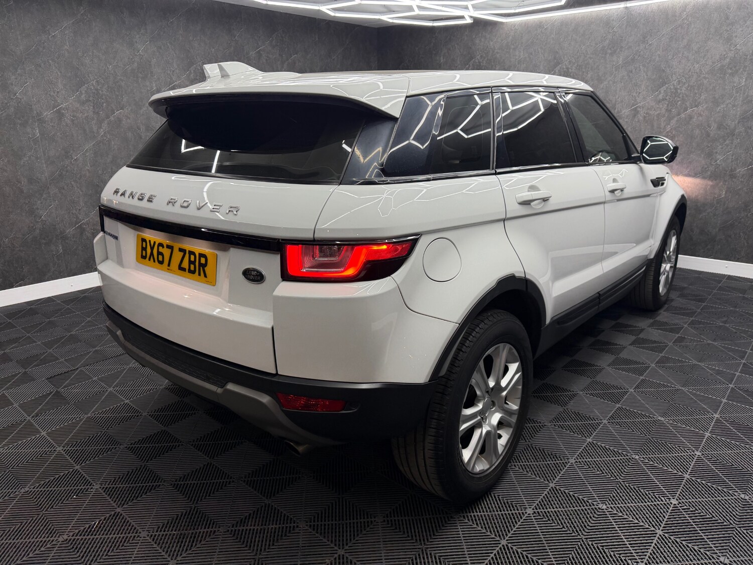 Used Land Rover Range Rover Evoque 2017 for sale - 78183559: Photo 7