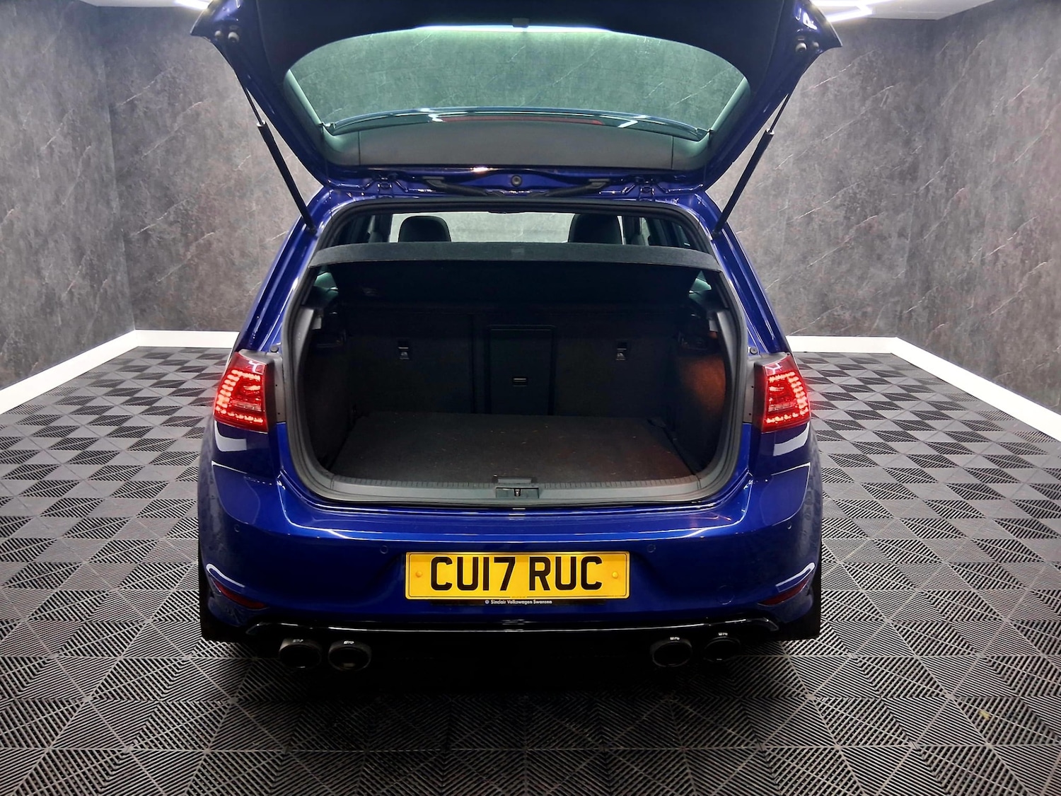 Used Volkswagen Golf 2017 for sale - 77431681: Photo 8