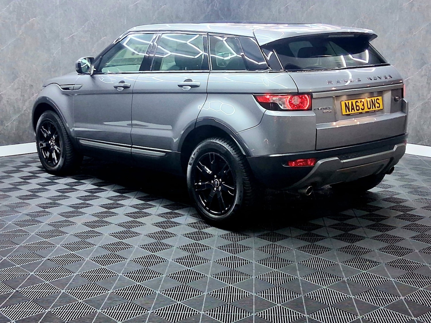 Used Land Rover Range Rover Evoque 2013 for sale - 77319784: Photo 4