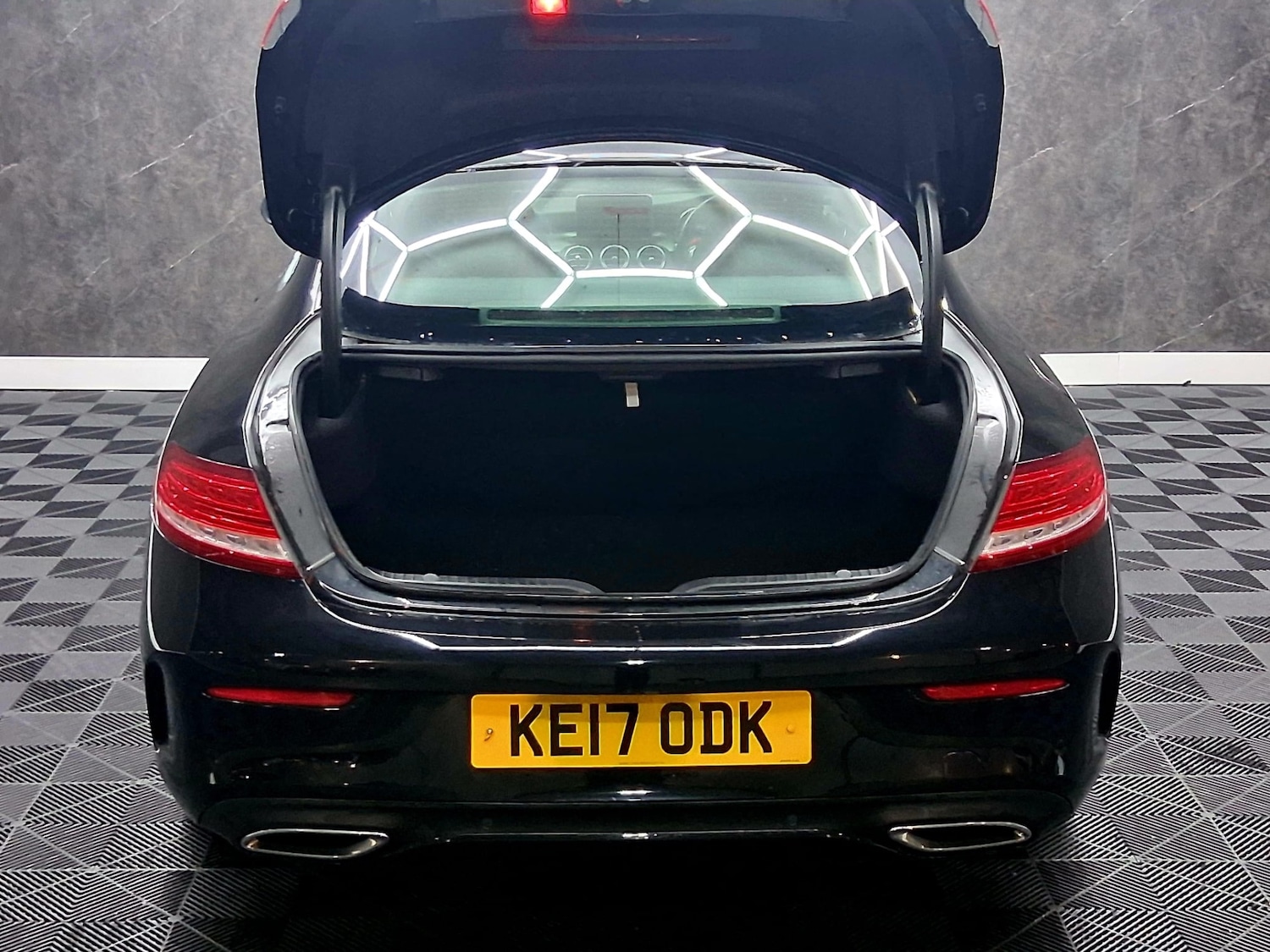 Used Mercedes-Benz C Class 2017 for sale - 77262428: Photo 15