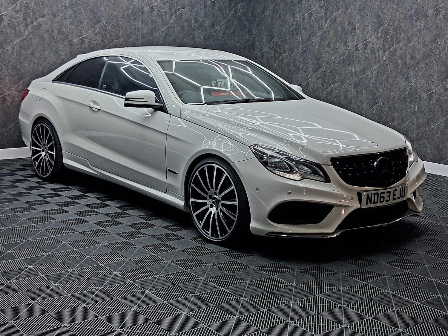 Used Mercedes-Benz E Class 2013 for sale - 77154690: Photo 4