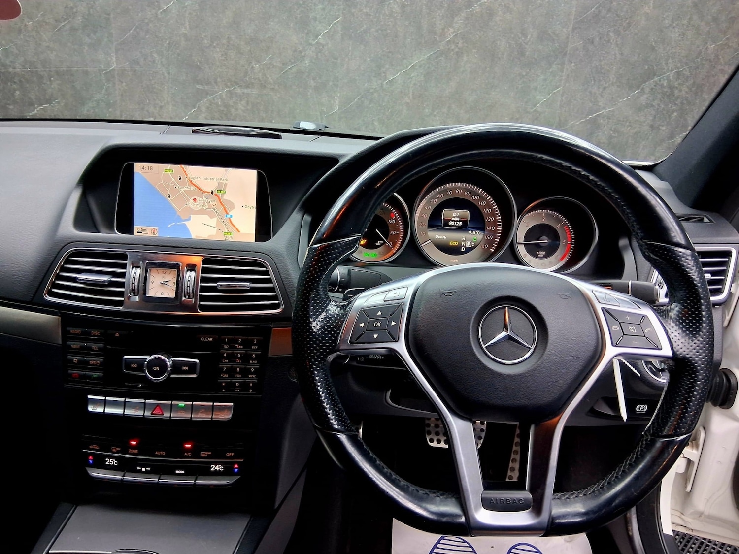 Used Mercedes-Benz E Class 2013 for sale - 77154690: Photo 8