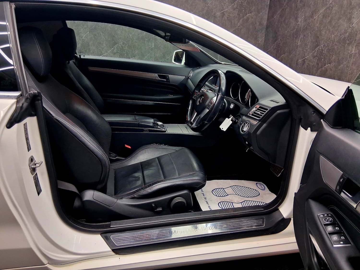 Used Mercedes-Benz E Class 2013 for sale - 77154690: Photo 9