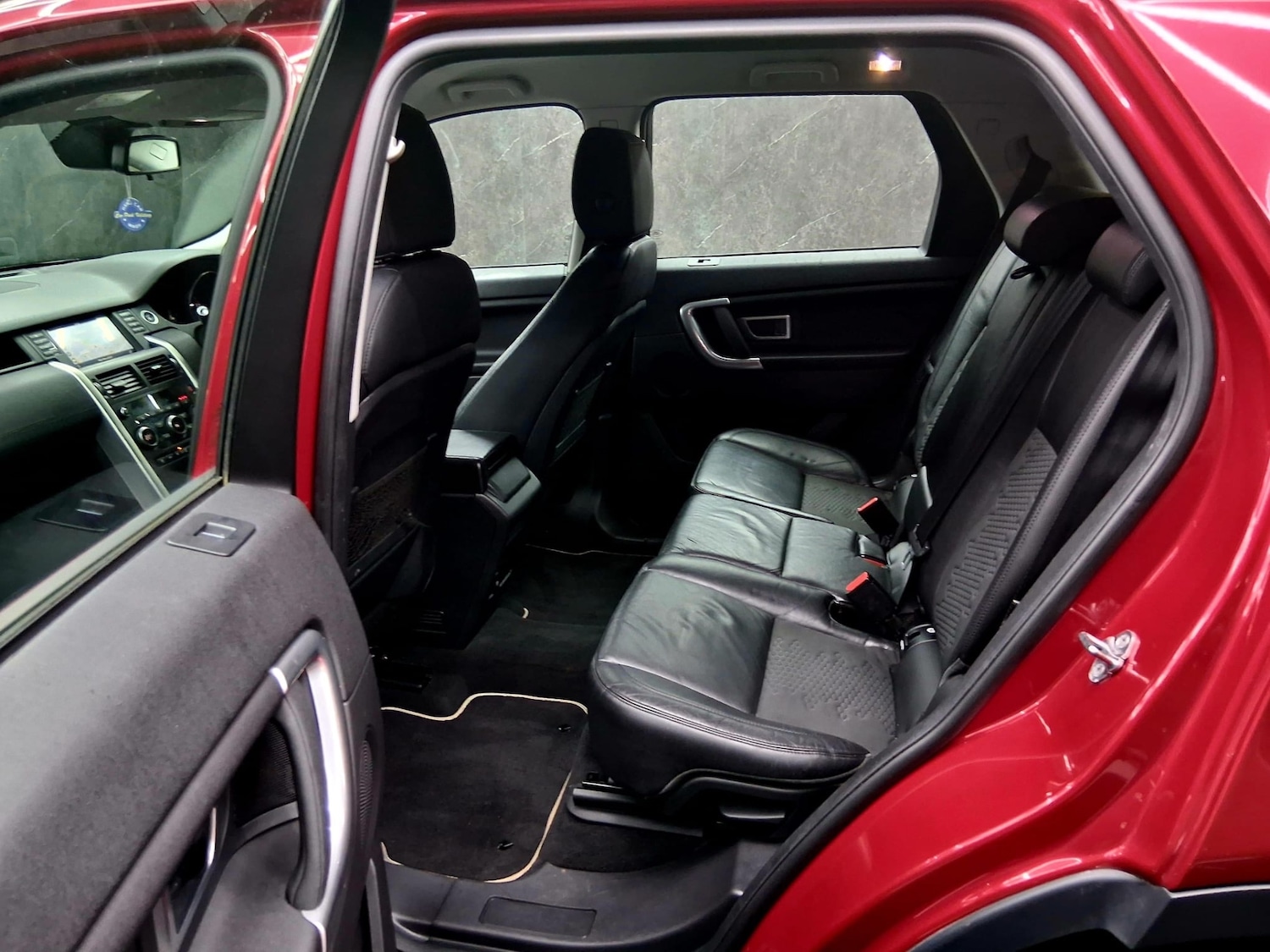 Used Land Rover Discovery Sport 2018 for sale - 77293012: Photo 14