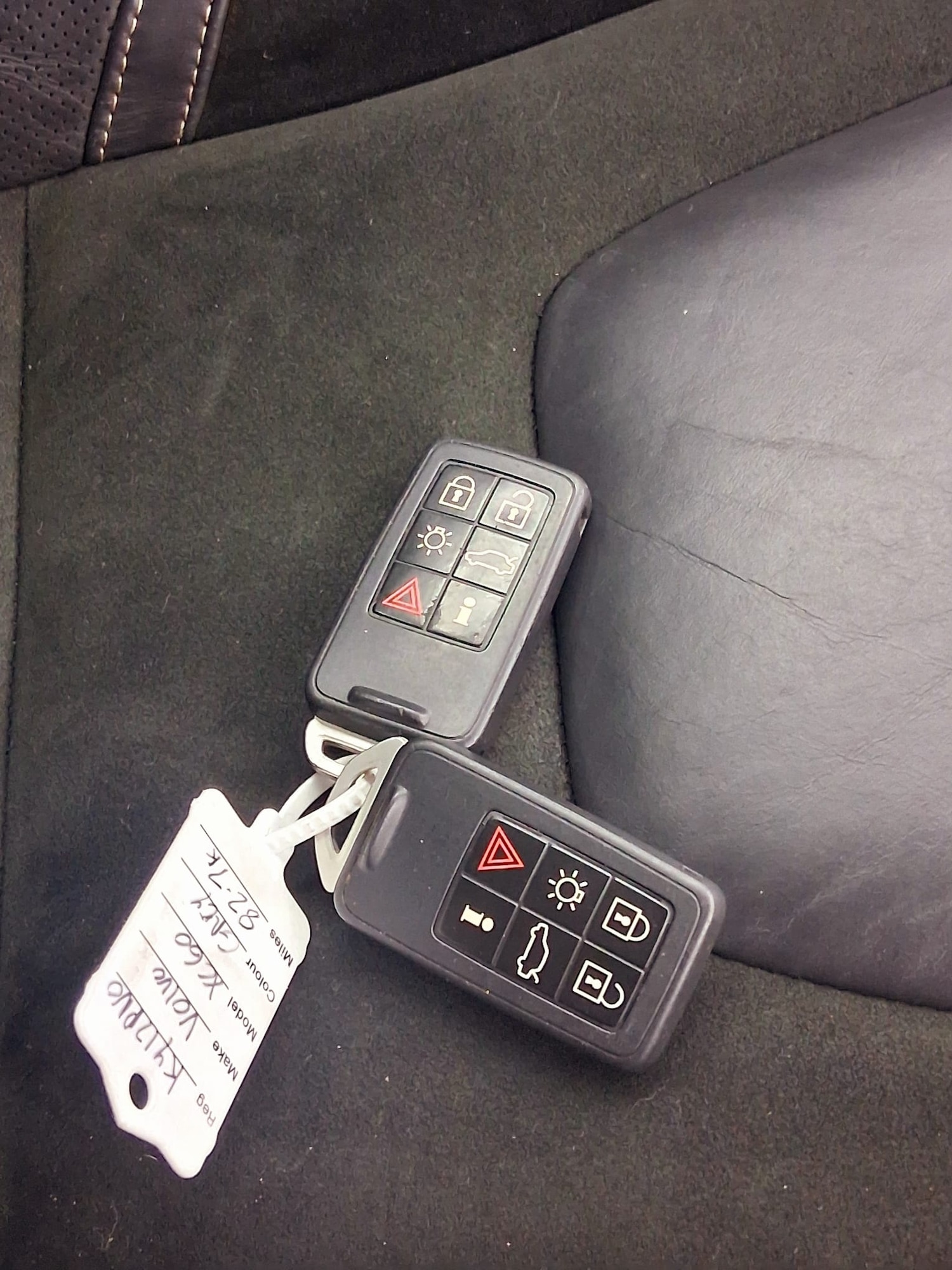 Used Volvo XC60 2017 for sale - 77138400: Photo 13