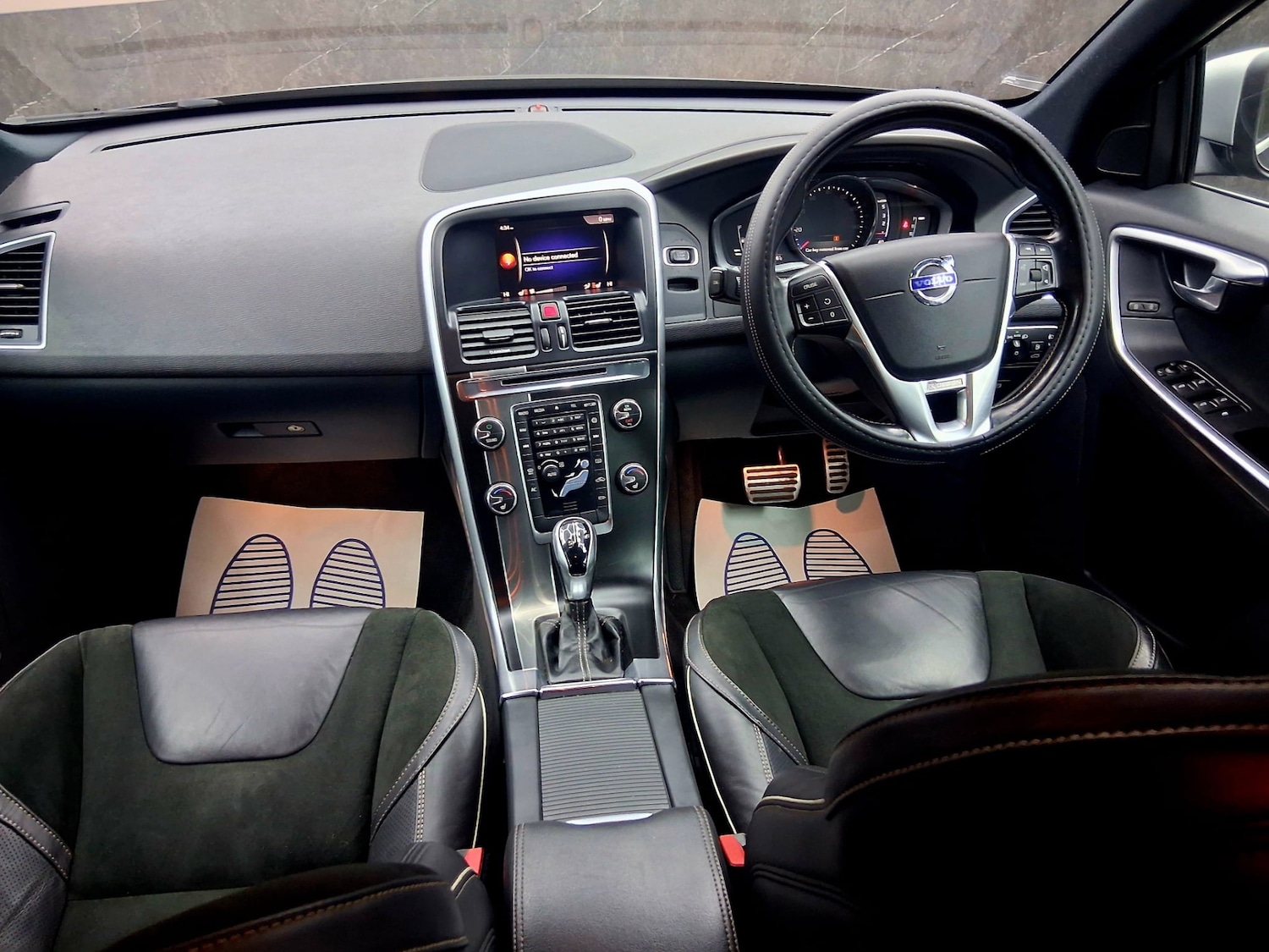 Used Volvo XC60 2017 for sale - 77138400: Photo 16